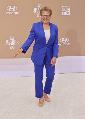 BET Awards 2026 - Red Carpet Karen Bass attends the 2026 BET Awards at Peacock Theater on June 28, 2026 in Los Angeles, California. Los Angeles California United States Copyright: xCraSH imageSPACEx