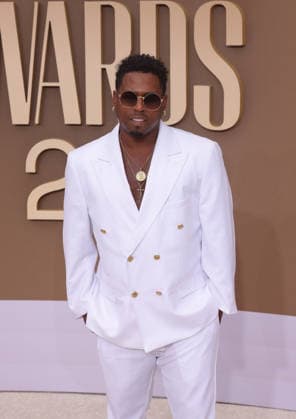 Bobby V arrives on the red carpet for 26th annual BET Awards live telecast at the Peacock Theater in Los Angeles on Sunday, June 28, 2026. The BET Awards honors Black entertainers and other people of color in music, film, sports and philanthropy.  LAP20260628255 GREGxGRUDT