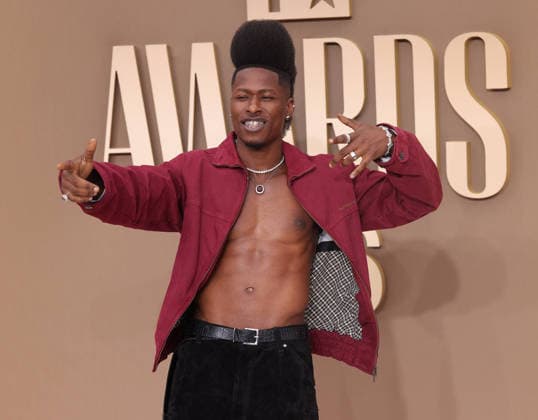 Lucky Daye arrives on the red carpet for 26th annual BET Awards live telecast at the Peacock Theater in Los Angeles on Sunday, June 28, 2026. The BET Awards honors Black entertainers and other people of color in music, film, sports and philanthropy.  LAP20260628258 GREGxGRUDT