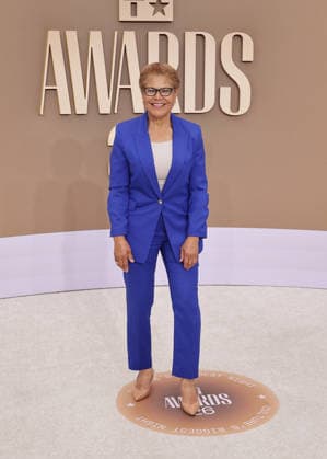 BET Awards 2026 - Red Carpet Karen Bass attends the 2026 BET Awards at Peacock Theater on June 28, 2026 in Los Angeles, California. Los Angeles California United States Copyright: xCraSH imageSPACEx