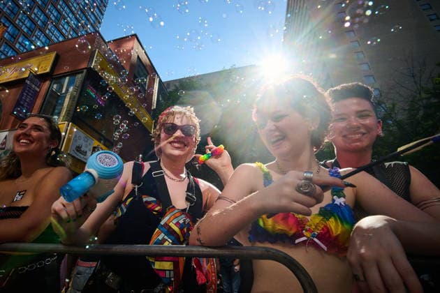 June 28, 2026, Toronto, On, Canada: People cheer as they watch the Toronto Pride Parade on Sunday, June 28, 2026. Toronto Canada  - ZUMAc35_ 20260628_zaf_c35_141 Copyright: xSammyxKoganx