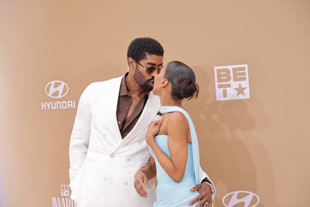 BET Awards 2026 - Red Carpet kyh Black, KJ Smith Black attend the 2026 BET Awards at Peacock Theater on June 28, 2026 in Los Angeles, California. Los Angeles California United States Copyright: xCraSH imageSPACEx