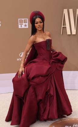 Teyana Taylor arrives on the red carpet for 26th annual BET Awards live telecast at the Peacock Theater in Los Angeles on Sunday, June 28, 2026. The BET Awards honors Black entertainers and other people of color in music, film, sports and philanthropy.  LAP20260628382 GREGxGRUDT