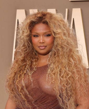 Lizzo arrives on the red carpet for 26th annual BET Awards live telecast at the Peacock Theater in Los Angeles on Sunday, June 28, 2026. The BET Awards honors Black entertainers and other people of color in music, film, sports and philanthropy.  LAP20260628412 GREGxGRUDT