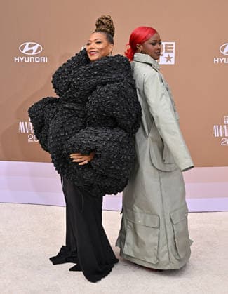 2026 BET Awards Queen Latifah and Tierra Whack arriving to the 2026 BET Awards held at the Peacock Theater on June 28, 2026 in Los Angeles, CA. Los Angeles Peacock Theater California USA Copyright: xStarbuck xAFF-USA.COMx