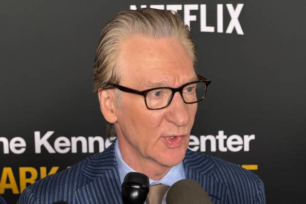 American comedian and television host Bill Maher speaks with reporters at the Kennedy Center in Washington, D.C, 28 June 2026. Comedian Bill Maher receives the Mark Twain Prize for American humor !ACHTUNG: NUR REDAKTIONELLE NUTZUNG!  Copyright: xOctavioxGuzmánx AME5543 20260629-55020740432_1