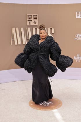 BET Awards 2026 - Red Carpet Queen Latifah attends the 2026 BET Awards at Peacock Theater on June 28, 2026 in Los Angeles, California. Los Angeles California United States Copyright: xCraSH imageSPACEx