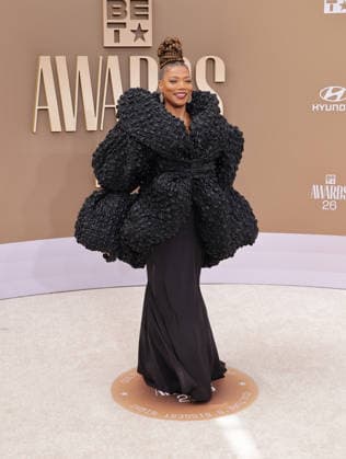 BET Awards 2026 - Red Carpet Queen Latifah attends the 2026 BET Awards at Peacock Theater on June 28, 2026 in Los Angeles, California. Los Angeles California United States Copyright: xCraSH imageSPACEx