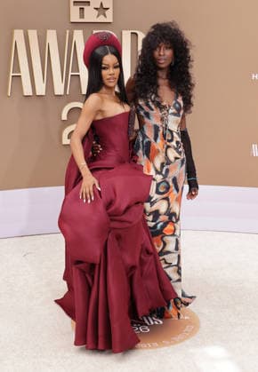 BET Awards 2026 - Red Carpet Teyana Taylor, Jodie Turner-Smith attend the 2026 BET Awards at Peacock Theater on June 28, 2026 in Los Angeles, California. Los Angeles California United States Copyright: xCraSH imageSPACEx