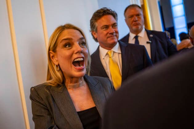 Former Attorney General Pam Bondi arrives for the 27th Mark Twain Prize for American Humor Award at the Kennedy Center for the Performing Arts in Washington DC on Sunday, June 28, 2026.  WAP20260628372 BONNIExCASH