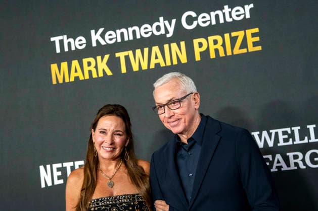 Susan Sailer Pinsky and Drew Pinsky arrive on the red carpet before the 27th Mark Twain Prize for American Humor Award at the Kennedy Center for the Performing Arts in Washington DC on Sunday, June 28, 2026.  WAP20260628353 BONNIExCASH