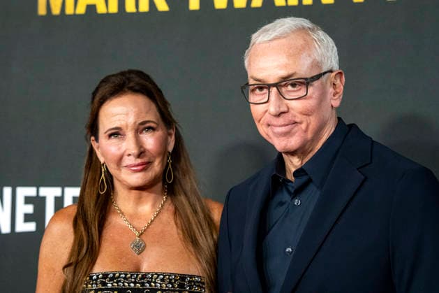 Susan Sailer Pinsky and Drew Pinsky arrive on the red carpet before the 27th Mark Twain Prize for American Humor Award at the Kennedy Center for the Performing Arts in Washington DC on Sunday, June 28, 2026.  WAP20260628354 BONNIExCASH