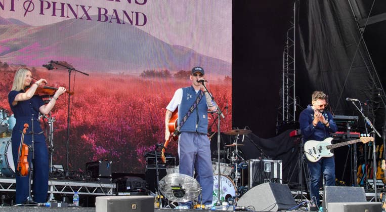 Kingsholm Summer Season at Gloucester RFU Stadium, Sunday 28TH June 2026 Nathan Evans and the Saint PHNX Band performs at Kingsholm Summer Season at Gloucester RFU Stadium on Sunday 28 June 2026, Credit:Jules Annan Avalon England  Copyright: xJulesxAnnanx xAvalonx 1113234028