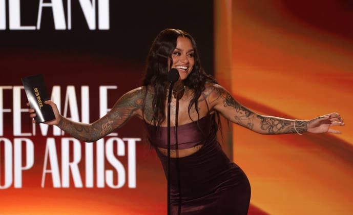 2026 BET Awards - Show Kehlani accepts the Best Female R&B Pop Artist award onstage during the 2026 BET Awards at Peacock Theater on June 28, 2026 in Los Angeles, California. Los Angeles Peacock Theater California United States Copyright: xCraSH imageSPACEx