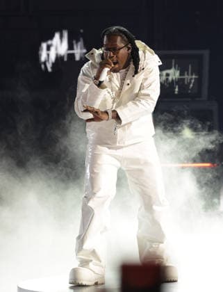 2026 BET Awards - Show Don Toliver performs onstage during the 2026 BET Awards at Peacock Theater on June 28, 2026 in Los Angeles, California. Los Angeles Peacock Theater California United States Copyright: xCraSH imageSPACEx