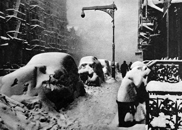 RECORD DATE NOT STATED Photograph of a New York street covered in snow Photograph of a New York street covered in snow. Editorial use only. All other uses to be cleared with the copyright owner (World History Archive), in advance., WHA_128_0283.jpg, New York; street; snow; winter; city; urban; cold; weather; buildings; architecture; sidewalk; cars; traffic; pedestrians; people; walking; cityscape; skyline; skyscrapers; snowfall; icy; frozen; white; chilly; metropolitan; downtown; blizzard; covered; frosty; seasonal; picturesque. Copyright: xWorldxHistoryxArchivex