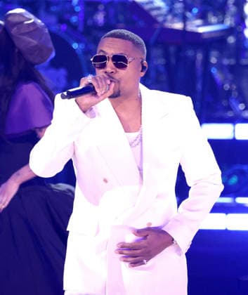 2026 BET Awards - Show Nas performs onstage during the 2026 BET Awards at Peacock Theater on June 28, 2026 in Los Angeles, California. Los Angeles Peacock Theater California United States Copyright: xCraSH imageSPACEx