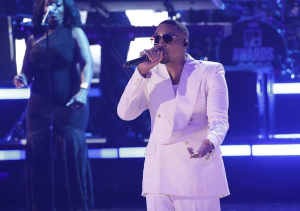 2026 BET Awards - Show Nas performs onstage during the 2026 BET Awards at Peacock Theater on June 28, 2026 in Los Angeles, California. Los Angeles Peacock Theater California United States Copyright: xCraSH imageSPACEx