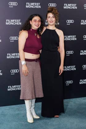 Anna Shirin Habedank und Seyneb Saleh bei der Premiere der ARD-Miniserie Ritus auf dem 43. Filmfest München 2026 in der Astor Film Lounge im Arri Kino. München, 28.06.2026 *** Anna Shirin Habedank and Seyneb Saleh at the premiere of the ARD miniseries *Ritus* at the 43rd Munich Film Festival in 2026 at the Astor Film Lounge in the Arri Kino in Munich, June 28, 2026 Foto:xN.xKolinzx xFuturexImagex ritus_6648