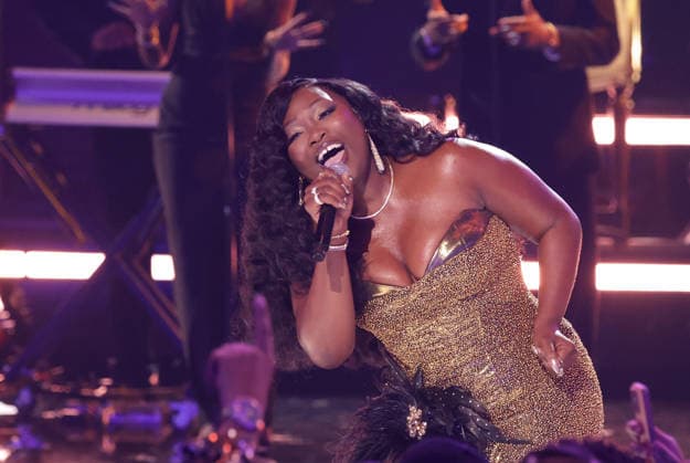 2026 BET Awards - Show Alexia Jayy performs onstage during the 2026 BET Awards at Peacock Theater on June 28, 2026 in Los Angeles, California. Los Angeles Peacock Theater California United States Copyright: xCraSH imageSPACEx