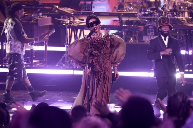 2026 BET Awards - Show Lauryn Hill performs onstage during the 2026 BET Awards at Peacock Theater on June 28, 2026 in Los Angeles, California. Los Angeles Peacock Theater California United States Copyright: xCraSH imageSPACEx