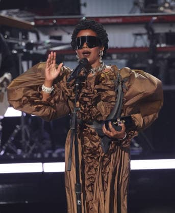 2026 BET Awards - Show Lauryn Hill performs onstage during the 2026 BET Awards at Peacock Theater on June 28, 2026 in Los Angeles, California. Los Angeles Peacock Theater California United States Copyright: xCraSH imageSPACEx