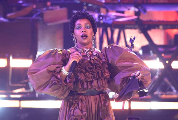 2026 BET Awards - Show Lauryn Hill performs onstage during the 2026 BET Awards at Peacock Theater on June 28, 2026 in Los Angeles, California. Los Angeles Peacock Theater California United States Copyright: xCraSH imageSPACEx