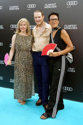 Stella Mancini, Timo Jacobs und Mo Asumang bei der Premiere der ARD-Miniserie Selling Sex auf dem 43. Filmfest München 2026 im City Kino. München, 28.06.2026 *** Stella Mancini, Timo Jacobs, and Mo Asumang at the premiere of the ARD miniseries *Selling Sex* at the 43rd Munich Film Festival 2026 at City Kino München, June 28, 2026 Foto:xN.xKolinzx xFuturexImagex sex_6618