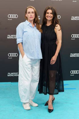 Viktoria Stolpe mit Gast bei der Premiere des Kinofilms Everytime auf dem 43. Filmfest München 2026 in der Hochschule für Fernsehen und Film. München, 28.06.2026 *** Viktoria Stolpe with a guest at the premiere of the feature film *Everytime* at the 43rd Munich Film Festival 2026 at the University of Television and Film Munich, June 28, 2026 Foto:xN.xKolinzx xFuturexImagex everytime_6619