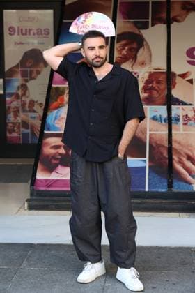 Photo Call for the Movie *9 Lunas* Actor Zack Gómez Rolls poses at the photo call for the movie *9 Lunas* at the Renoir Plaza Espana Cinemas on June 29, 2026, in Madrid, Spain. 9 Lunas is a feel-good movie about a trans man who one day discovers he is pregnant. This leads him to challenge his own understanding of his identity, forcing him to confront his ghosts from the past and decide whether to continue with the pregnancy or complete his transition. CELEBRITIES MOVIE ACTORACTORS AND ACTRESSES POSING AT THE CINEMA Ángel Díaz Brin Madrid, Spain  Copyright: xÃngelxDiazxBrinasx 7629698