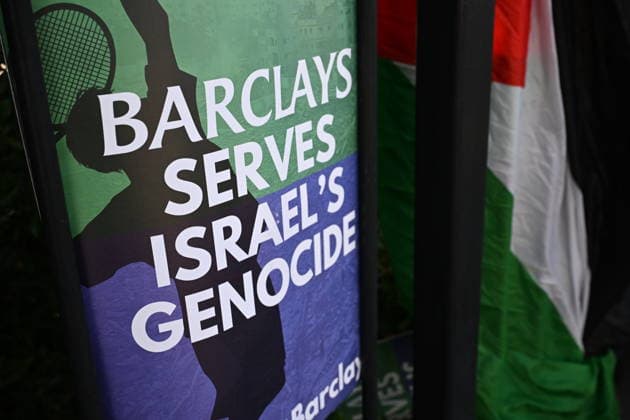 Pro-Palestinian protest held outside Wimbledon on opening day in London LONDON, UNITED KINGDOM - JUNE 29: Pro-Palestinian demonstrators gather outside the All England Lawn Tennis and Croquet Club on the opening day of the Wimbledon Championships in London, United Kingdom, on June 29, 2026. Demonstrators protested against financing by the bank of companies producing weapons and military technology sold to Israel and expressed support for Palestine. Rasid Necati Aslim Anadolu London United Kingdom. Editorial use only. Please get in touch for any other usage.  Copyright: x2026xAnadoluxRasidxNecatixAslimx