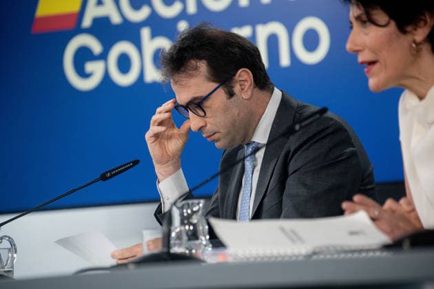 The Government Approves Measures in Response to the War in Iran Along with the New Macroeconomic Framework for the Budget: Minister and Spokesperson Elma Saiz, and First Vice President and Minister of Economy, Trade, and Business, Carlos Cuerpo, during a press conference following the Council of Ministers meeting on June 29, 2026, in Madrid, Spain. The government approved today at the Council of Ministers a new package of measures to address the economic consequences of the war in the Middle East, along with the macroeconomic framework that will accompany the 2027 General State Budget. The Executive has decided to address both matters at a regular Cabinet meeting this Monday, rather than on Tuesday, when these meetings are usually held, si  Copyright: xGabrielxLuengasx 7629952