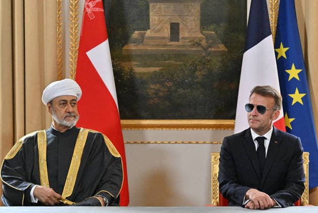 Sultan of Oman And President Macron At Accords Signing - Paris Sultan of Oman Haitham bin Tarik and France s President Emmanuel Macron attend a signing of accords ceremony at The Elysee Presidential Palace in Paris on June 29, 2026, as environmental services giant Suez secures a two-billion-euro, 15-year water management contract in Oman, one of the largest in the company s history. Photo by Christian Liewig Pool ABACAPRESS.COM Paris France  Copyright: xLiewigxChristian Pool ABACAx