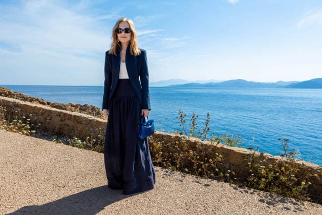 Isabelle Huppert at the Le Bonheur by Jacquemus fashion show photocall at the Pietra Lighthouse in L Île-Rousse, Corsica, on June 29, 2026. Luis Sanchez, Crystal Bestimage. Photocall at the Le Bonheur by Jacquemus fashion show at the Pietra Lighthouse in L Île Rousse, Corsica, on June 29, 2026. Île Rousse, France  Copyright: xLuisxSanchezx xCrystalx xBestimagexLuisxSanchezx xCrystalx xBestimagex