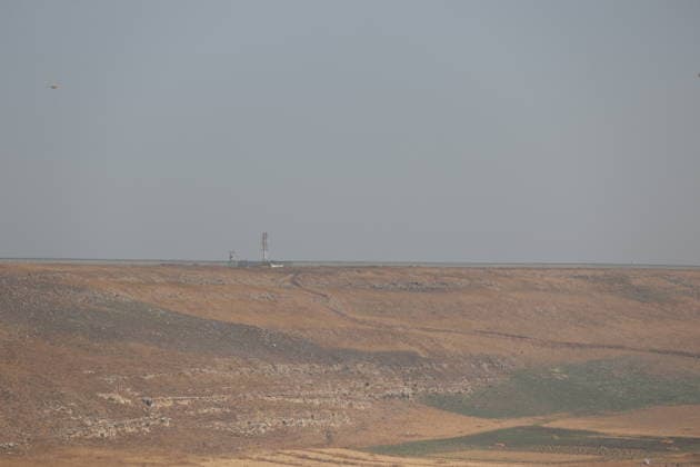 Hundreds forced to leave Daraa village after Israeli attacks DARAA, SYRIA - JUNE 29: A view of the military points and bases of Israel in Yarmouk following an Israeli ground operation and simultaneous airstrikes on the village of Abidin in Daraa, Syria on June 29, 2026. Remnants of munitions are scattered throughout the area. Approximately 100 to 200 families of mostly women, children, and elderly people fled to nearby villages due to security concerns. Izz Aldien Alqasem Anadolu Daraa Syria. Editorial use only. Please get in touch for any other usage.  Copyright: x2026xAnadoluxIzzxAldienxAlqasemx