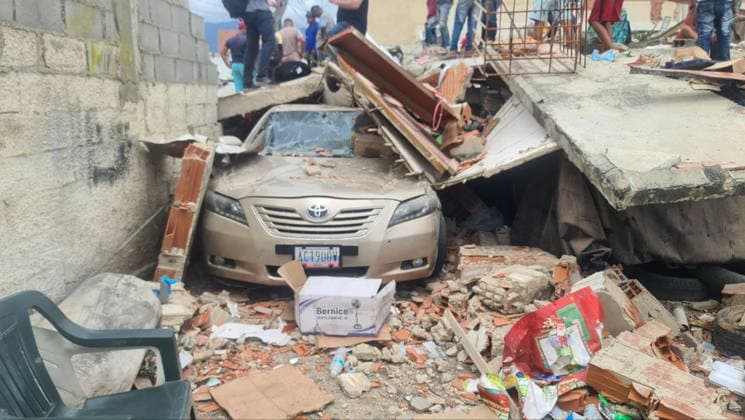 June 29, 2026, Catia La Mar, Venezuela: A car appears from under piles of rubble after the June 24 earthquakes to the Caribbean Sea coast city of Catia La Mar, the latest figures bringing the death toll to 1,400. Best quality available Catia La Mar Venezuela  - ZUMAt113 20260629_zaa_t113_019 Copyright: xMikhailxMakeyevx