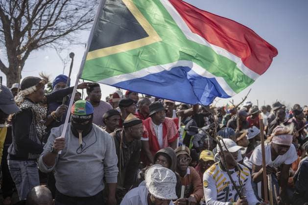 Anti-immigrant demonstrations continue in South Africa SOWETO, SOUTH AFRICA - JUNE 29: Hundreds of people gather to protest irregular migrants and called on the government to deport undocumented immigrants in Soweto, in South Africa s Johannesburg province, on June 29, 2026. Anti-immigrant demonstrations are being held across South Africa as growing pressure on foreign nationals in recent months has brought migration, unemployment and security issues back into the national spotlight. Ihsaan Haffejee Anadolu Soweto South Africa. Editorial use only. Please get in touch for any other usage.  Copyright: x2026xAnadoluxIhsaanxHaffejeex
