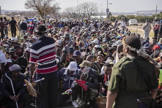 Anti-immigrant demonstrations continue in South Africa SOWETO, SOUTH AFRICA - JUNE 29: Hundreds of people gather to protest irregular migrants and called on the government to deport undocumented immigrants in Soweto, in South Africa s Johannesburg province, on June 29, 2026. Anti-immigrant demonstrations are being held across South Africa as growing pressure on foreign nationals in recent months has brought migration, unemployment and security issues back into the national spotlight. Ihsaan Haffejee Anadolu Soweto South Africa. Editorial use only. Please get in touch for any other usage.  Copyright: x2026xAnadoluxIhsaanxHaffejeex