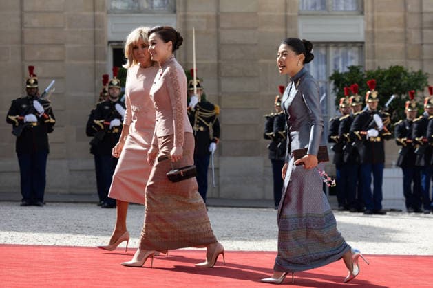 French President welcomes King of Thailand - Paris Thailand s King Maha Vajiralongkorn (Rama X), Thailand s Queen Suthida, French President s wife Brigitte Macron and Princess of Thailand Sirivannavari Nariratana pose ahead of a meeting at The Elysee Presidential Palace in Paris on June 29, 2026. Photo by Raphael Lafargue ABACAPRESS.COM Paris France  Copyright: xLafarguexRaphael ABACAx