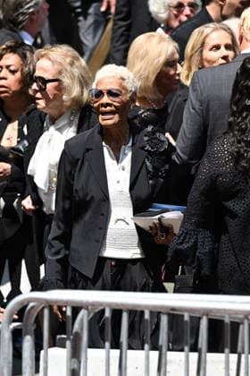 Mourners depart the funeral of legendary music executive Clive Davis, who died last week aged 94, at Central Synagogue in New York City Featuring: Dionne Warwick Where: New York City, New York, United States When: 29 Jun 2026 Credit: Elder Ordonez INSTARimages EDITORIAL USE ONLY. NOT FOR USE BY NEWSPAPERS BASED IN THE UK. Copyright: xx instar55815958