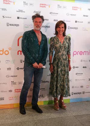 MADO’26 Awards Gala: Rufus Wainwright and Kareen Rispal, French Ambassador to Spain, during the MADO’26 Awards Gala, on June 29, 2026, in Madrid, Spain. These awards were established in 2009 with the goal of recognizing and highlighting the important work of individuals, associations, and public and private institutions in support of the LGTBIQ community. PRIDE AWARDS LGTBI PEOPLE Madrid, Spain  Copyright: xJosexVelascox 7631490