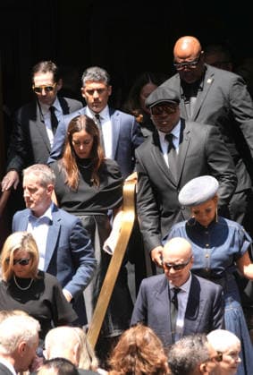 June 29, 2026, New York, Ny, USA: LL COOL J exits the Clive Davis Funeral.Central Synagogue, NYC.June 29, 2026. . Clive Davis Funeral.Central Synagogue, NYC.June 29, 2026. New York USA  - ZUMAms4_ 20260629_faf_ms4_017 Copyright: xSoniaxMoskowitzxGordonx