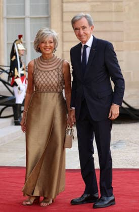 Emmanuel Macron et Brigitte Macron recÌßoivent le Roi et de la Reine du Royaume de ThaiÌˆlande pour un Diner d Etat Michele et Bernard Arnault Emmanuel Macron et Brigitte Macron recÌßoivent le Roi et de la Reine du Royaume de ThaiÌˆlande, leurs MajesteÌs Maha Vajiralongkorn, Rama X et Suthida Bajrasudhabimalalakshana et la Princesse Sirivannavari Nariratana pour un diÌ‚ner d™Etat au Palais de l ElysÃ e Ã Paris, le 29 juin 2026. French President, Emmanuel Macron and his wife, Brigitte Macron, hosted the King and Queen of the Kingdom of Thailand, Their Majesties Maha Vajiralongkorn, Rama X, and Suthida Bajrasudhabimalalakshana, along with Princess Sirivannavari Nariratana, for a state dinner at the ElysÃ e Palace in Paris on June 29, 2  Copyright: xFabricexChasseryx