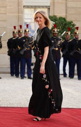Emmanuel Macron et Brigitte Macron recÌßoivent le Roi et de la Reine du Royaume de ThaiÌˆlande pour un Diner d Etat Delphine Arnault Emmanuel Macron et Brigitte Macron recÌßoivent le Roi et de la Reine du Royaume de ThaiÌˆlande, leurs MajesteÌs Maha Vajiralongkorn, Rama X et Suthida Bajrasudhabimalalakshana et la Princesse Sirivannavari Nariratana pour un diÌ‚ner d™Etat au Palais de l ElysÃ e Ã Paris, le 29 juin 2026. French President, Emmanuel Macron and his wife, Brigitte Macron, hosted the King and Queen of the Kingdom of Thailand, Their Majesties Maha Vajiralongkorn, Rama X, and Suthida Bajrasudhabimalalakshana, along with Princess Sirivannavari Nariratana, for a state dinner at the ElysÃ e Palace in Paris on June 29, 2026.  Copyright: xFabricexChasseryx