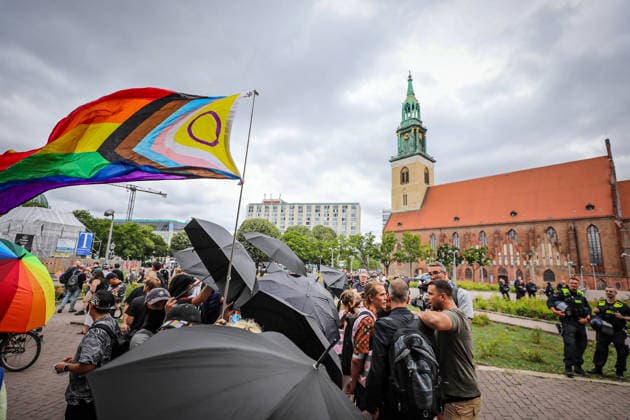 June 29, 2026, Berlin, Berlin, Germany: BERLIN, GERMANY Ã¢â‚¬ JUNE 29, 2026: Counter-demonstrators gather at Alexanderplatz during a protest against the far-right Alternative for Germany (AfD) party, while AfD supporters hold a nearby rally under a heavy police presence. Demonstrators carried banners calling for a ban on the AfD, anti-fascist slogans, LGBTQ+ pride flags and anti-racism messages as officers separated the opposing groups in central Berlin. ZUMA Press Wire Berlin Germany - ZUMAa268 20260629_zip_a268_009 Copyright: xAbdelrahmanxAlkahloutx