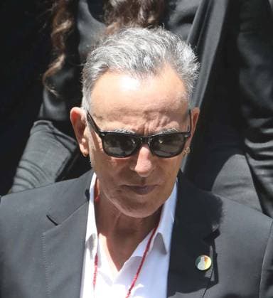 June 29, 2026, New York, New York, USA: Singer musician BRUCE SPRINGSTEEN seen at music mogul Clive Davis s Funeral held at Central Synagogue in midtown Manhattan. New York USA - ZUMAk03_ 20260629_zaf_k03_127 Copyright: xNancyxKaszermanx
