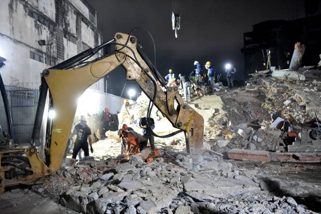 CARACAS, VENEZUELA - JUNE 29: Volunteers from Venezuela, China, Qatar and other countries search for survivors and victims after two earthquakes struck Venezuela on June 29, 2026 in Caracas, Venezuela. Nearly 1,000 volunteers worked overnight to assist with rescue efforts following two powerful earthquakes.  Copyright: xChinaxNewsxServicex 111651205539