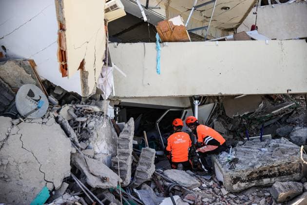 Search and rescue operations continue in Earthquake-hit Venezuela LA GUAIRA, VENEZUELA - JUNE 29: Members of Turkish search and rescue teams conduct search and rescue operations for survivors trapped under collapsed buildings following powerful earthquakes in La Guaira, Venezuela on June 29, 2026. Cem Tekkesinoglu Anadolu La Guaira Venezuela. Editorial use only. Please get in touch for any other usage.  Copyright: x2026xAnadoluxCemxTekkesinoglux