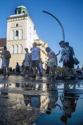 June 27, 2026, Warsaw, Mazovia, Poland: Young children enjoy the relief of a cooling misting station. On the afternoon of the 28th of June, Varsovians cool and hydrate themselves around the city during a record-breaking heatwave. Due to the extreme heat, the authorities provided misting sprays and water tanks around the city. During the weekend, Warsaw experienced temperatures approaching 38Â°C as the unprecedented European heatwave swept across Poland, roughly 15Â°C above the late-June average. Tropical nights, nationwide heat alerts, and temperatures up to 40.5Â°C elsewhere in the country made this one of the most extreme heat events in modern Polish history. Warsaw Poland - ZUMAs197 20260627_aaa_s197_341 Copyright: xNeilxMiltonx