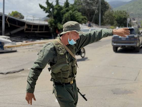 Death toll from Venezuela earthquakes climbs to 1,719 LA GUAIRA, VENEZUELA - JUNE 29: Military personnel provide humanitarian aid and security following powerful earthquakes in La Guaira, Venezuela on June 29, 2026. The Venezuelan government militarized the state of La Guaira following two earthquakes measuring 7.2 and 7.5 in magnitude with epicenters in Carabobo. The measure aims to coordinate rescue efforts and ensure control and protection for the population. Julio Urribarri Anadolu La Guaira Venezuela. Editorial use only. Please get in touch for any other usage.  Copyright: x2026xAnadoluxJulioxUrribarrix